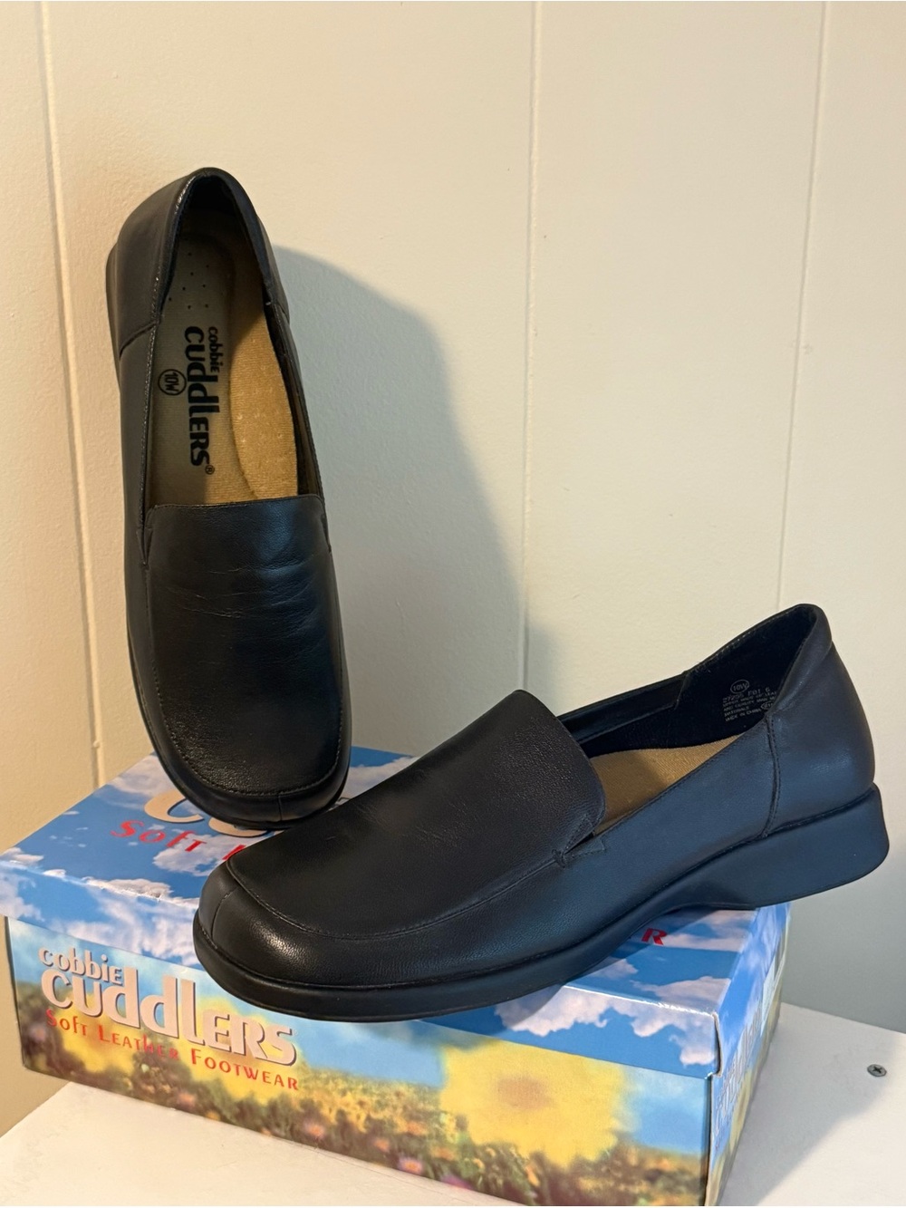 Cobbie Cuddlers Black Leather Loafers Comfort Slip On Shoes 10W